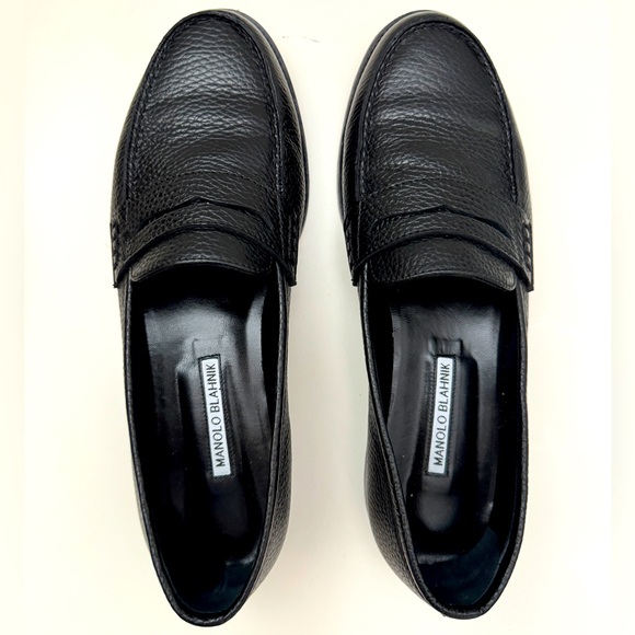 Manolo Blahnik Perrita Leather Loafers - Picture 5 of 9
